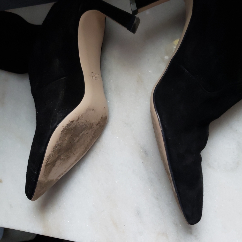 Stuart Weitzman - Picture 2 of 4